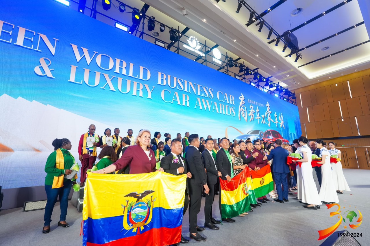 Participacion Latina en HGW